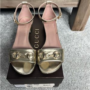 Gucci Horsebit Gold Leather Ankle Strap Sandals Size 37